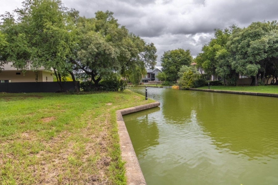 5 Bedroom Property for Sale in The Islands Estates North West